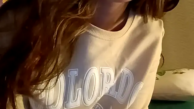 Raven  5 online show from February 20, 2026, 4:09 am