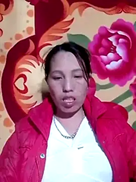 Gummiesu online show from February 12, 2026, 11:27 am