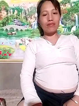 Gummiesu online show from April 16, 2026, 9:26 pm