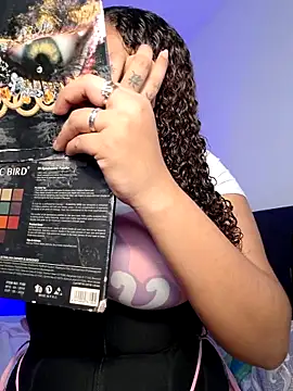 curly girl 31 online show from March 7, 2026, 7:22 pm