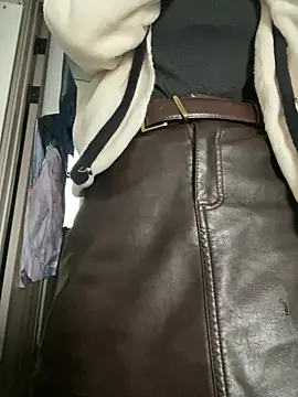 Snapshot of Cheating-wife chatting on February 6, 2026, 5:45 am Cheating-wife online show from February 6, 2026, 5:45 am