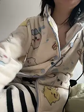 Snapshot of Cheating-wife chatting on February 25, 2026, 3:49 am Cheating-wife online show from February 25, 2026, 3:49 am