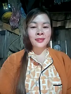 Bling sexy online show from February 3, 2026, 12:42 am