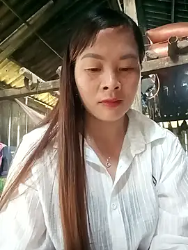 Bling sexy online show from March 21, 2026, 1:21 am