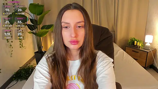 Celine Coello online show from April 1, 2026, 4:02 am