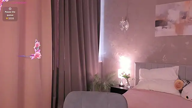 Celine Coello online show from May 27, 2026, 2:03 pm