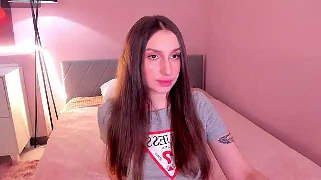 Celine Coello online show from June 4, 2026, 8:15 pm