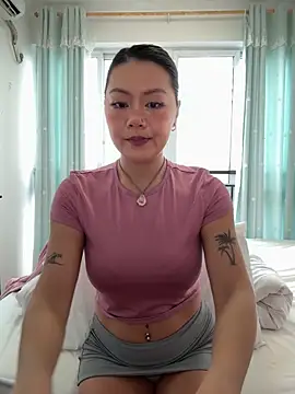 ruanruan05 online show from March 24, 2026, 1:32 am