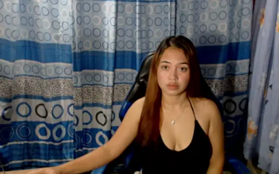 pinay mayahiga online show from April 11, 2026, 2:10 pm