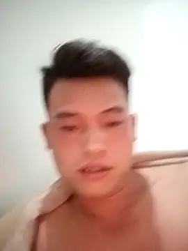 Snapshot of Maycute18 chatting on February 9, 2026, 1:48 pm Maycute18 online show from February 9, 2026, 1:48 pm