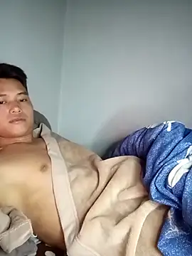 Snapshot of Maycute18 chatting on February 11, 2026, 2:11 pm Maycute18 online show from February 11, 2026, 2:11 pm