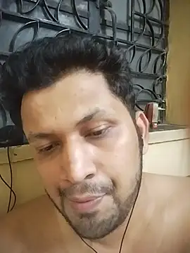 Pravin9562 online show from April 10, 2026, 7:18 pm