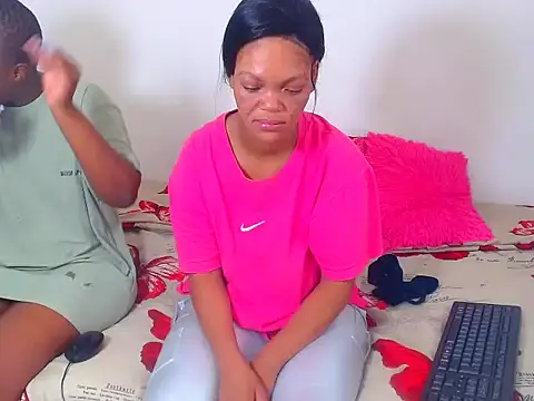 Snapshot of B_Slut chatting on February 20, 2026, 6:26 am B Slut online show from February 20, 2026, 6:26 am