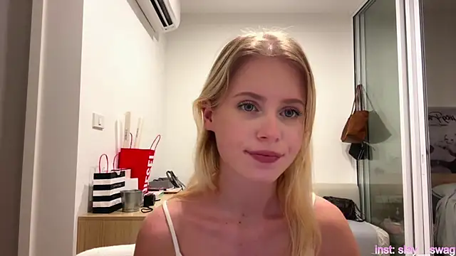 Snapshot of Slay_Swag chatting on February 20, 2026, 10:16 am Slay Swag online show from February 20, 2026, 10:16 am