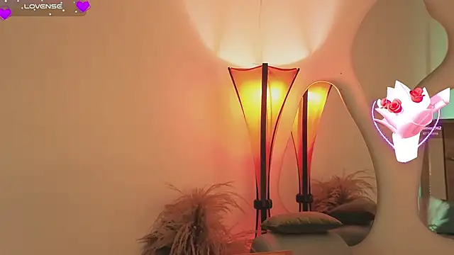 fransheskarossi online show from March 29, 2026, 11:54 am