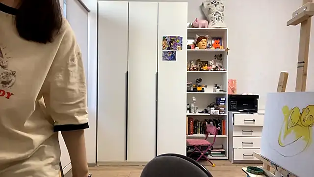 SaintMari online show from March 29, 2026, 1:11 pm