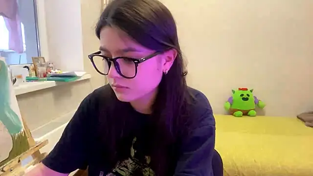 Snapshot of SaintMari chatting on June 6, 2026, 12:10 pm SaintMari online show from June 6, 2026, 12:10 pm