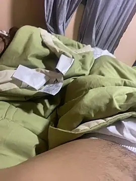 Snapshot of reipromiscuo01 chatting on January 19, 2026, 4:16 am reipromiscuo01 online show from January 19, 2026, 4:16 am