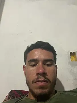 Snapshot of reipromiscuo01 chatting on January 31, 2026, 10:52 pm reipromiscuo01 online show from January 31, 2026, 10:52 pm