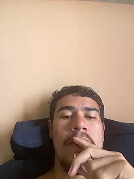 Snapshot of reipromiscuo01 chatting on February 20, 2026, 4:51 pm reipromiscuo01 online show from February 20, 2026, 4:51 pm