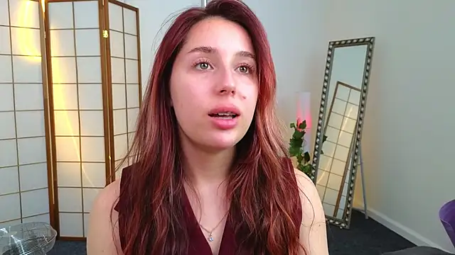 AnikaHarryson online show from June 7, 2026, 7:34 am