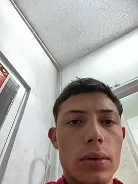 santiObrero online show from February 11, 2026, 3:50 pm