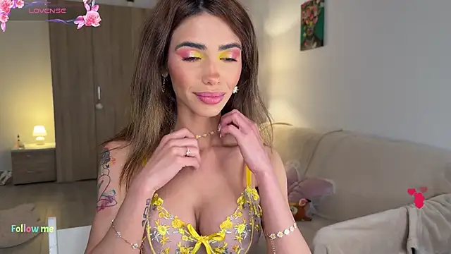 Snapshot of AyanaLys chatting on May 9, 2026, 3:50 pm AyanaLys online show from May 9, 2026, 3:50 pm