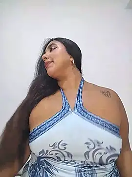 Eva Ferrari online show from May 27, 2026, 5:43 pm