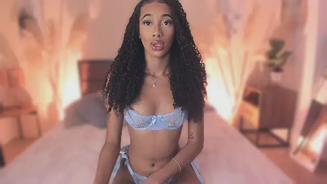 KaryMooon online show from March 12, 2026, 8:15 pm