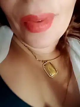 Naughty-Yousra online show from April 26, 2026, 12:14 pm