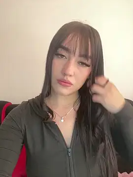 Melody rousse   online show from March 5, 2026, 9:00 pm