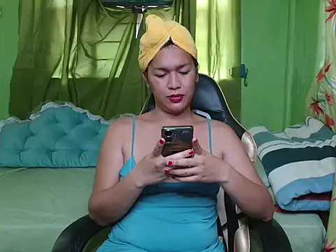 urslutscarlet online show from March 16, 2026, 6:50 am