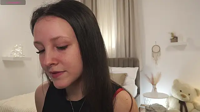 Miss sindy11 online show from February 12, 2026, 8:53 am