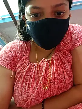 Snapshot of diyabannerjee chatting on February 14, 2026, 2:19 am diyabannerjee online show from February 14, 2026, 2:19 am