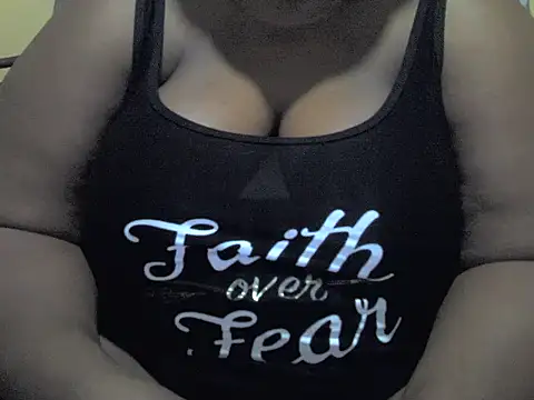 champers1234 online show from April 16, 2026, 8:20 pm