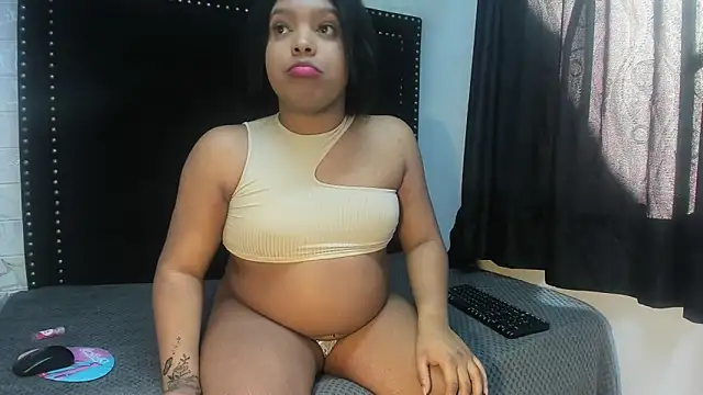 ShanayapkopRs online show from April 4, 2026, 1:08 pm