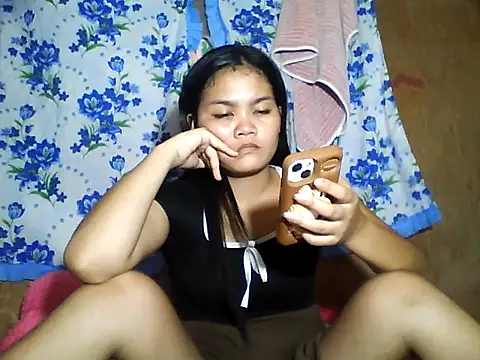 Snapshot of PinaySkinnyJust18 chatting on June 6, 2026, 9:47 am PinaySkinnyJust18 online show from June 6, 2026, 9:47 am
