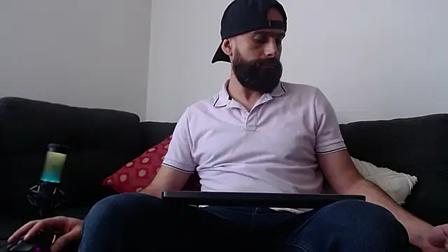 SpermsBank online show from February 3, 2025, 6:28 pm