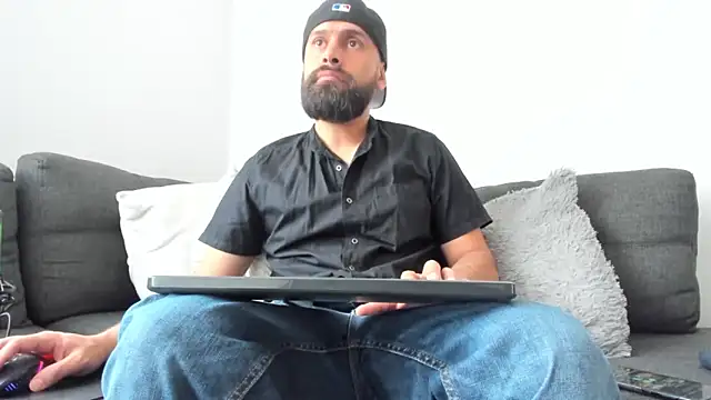 Snapshot of SpermsBank chatting on March 24, 2026, 7:52 pm SpermsBank online show from March 24, 2026, 7:52 pm