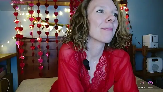 Snapshot of Daisy_Lovely chatting on February 16, 2026, 4:19 am Daisy Lovely online show from February 16, 2026, 4:19 am