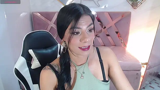 Melisa v online show from March 26, 2026, 8:25 pm