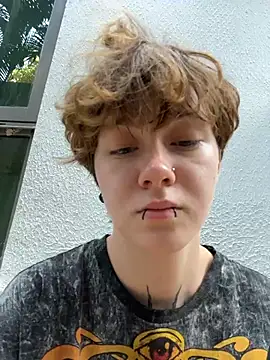 IceMur online show from April 10, 2026, 2:28 am