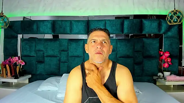 ViceSweet online show from February 9, 2026, 5:33 am