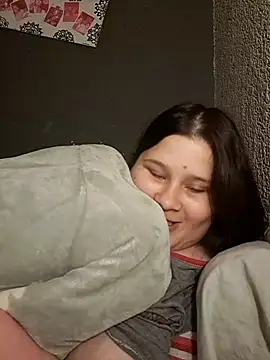 TUWACHA7777 online show from April 25, 2026, 3:42 am