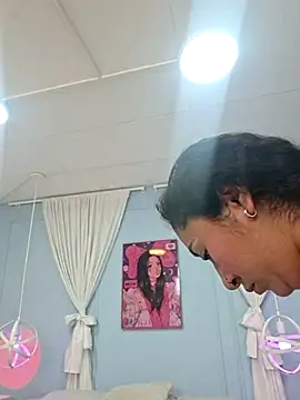 Dany Moon  online show from March 4, 2026, 3:23 am