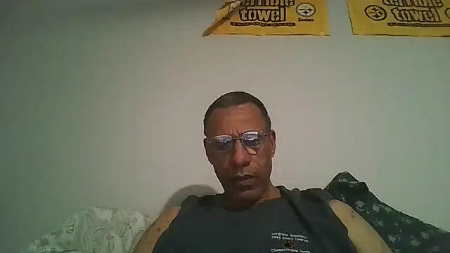 Snapshot of swimmer2496 chatting on February 7, 2026, 7:23 am swimmer2496 online show from February 7, 2026, 7:23 am