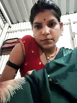 Snapshot of Radha_hot chatting on June 10, 2026, 5:12 pm Radha hot online show from June 10, 2026, 5:12 pm