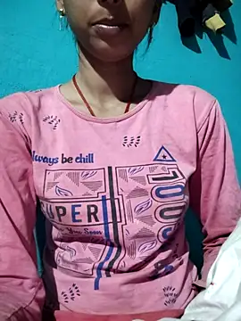 Juli cut online show from February 11, 2026, 4:12 pm