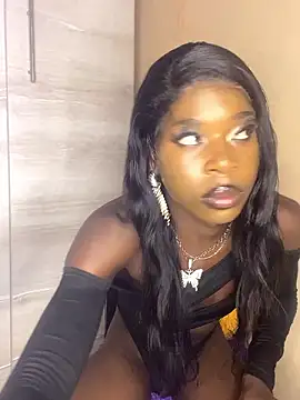 Chocolate Queenxx03 online show from January 17, 2026, 6:22 pm