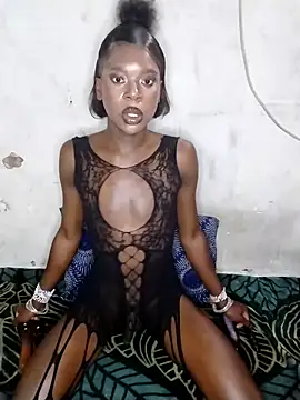 Snapshot of Chocolate_Queenxx03 chatting on March 17, 2026, 3:44 am Chocolate Queenxx03 online show from March 17, 2026, 3:44 am